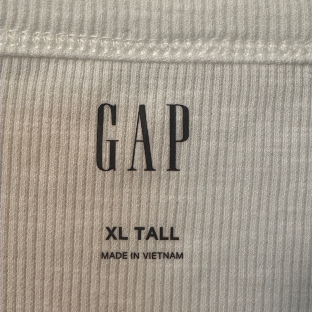 NWT GAP Essential Rib Puff Short Sleeve scoop-neck Knit Top XL Tall. White. - Picture 4 of 6